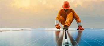 Bridging the Gap Between Technology and Financial Risk: A Q&A with New Energy Risk CEO Tom Dickson Bridging the Gap Between Technology and Financial Risk: A Q&A with New Energy Risk CEO Tom Dickson