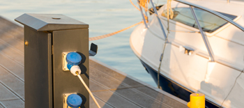 Barcos a batería: De la mesa de dibujo al mar